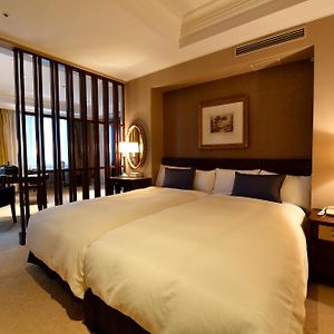 Grand Main Building Twin Room